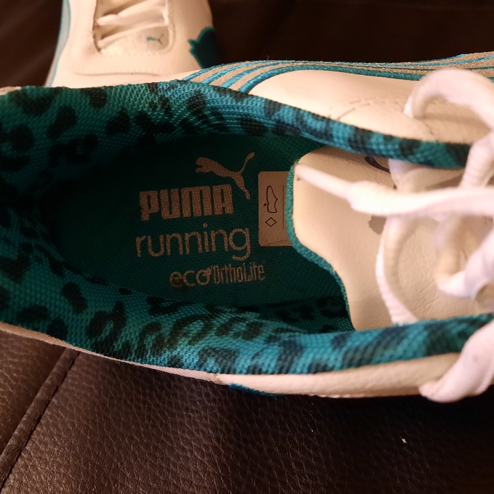 PUMA SNICKERS SHOES, 6,5 good condition  $45 - Picture 6 of 6